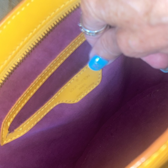 EPI LV WITH MATCHING WALLET - Picture 6 of 16